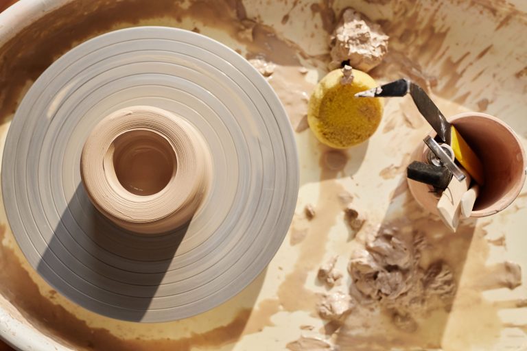 La Terra che Brucia Diventa Arte